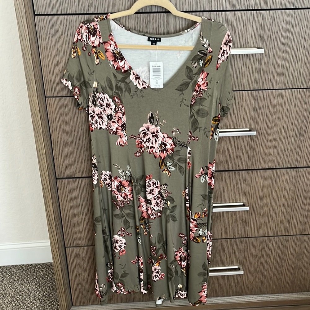 New w/tags floral sundress